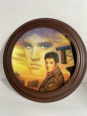 Elvis Presley Round Brown Framed Wall Art - Vintage Music Portrait